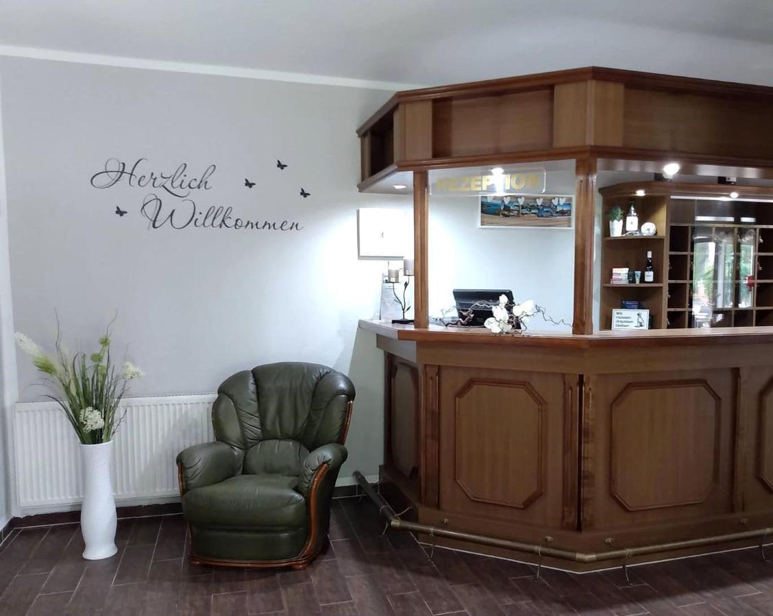 Haus Waldesruh Hotell Petersdorf  Exteriör bild