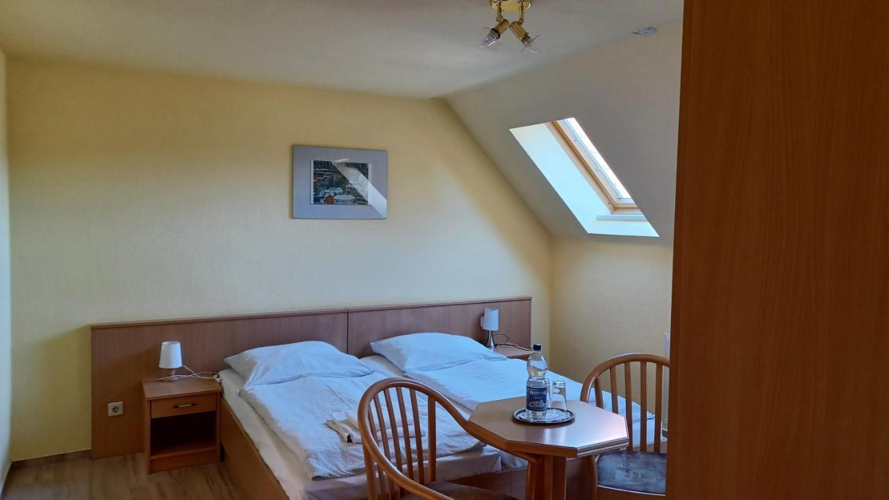 Haus Waldesruh Hotell Petersdorf  Exteriör bild